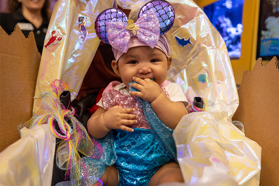 Guppyween Member Night (6–9 PM; members free)